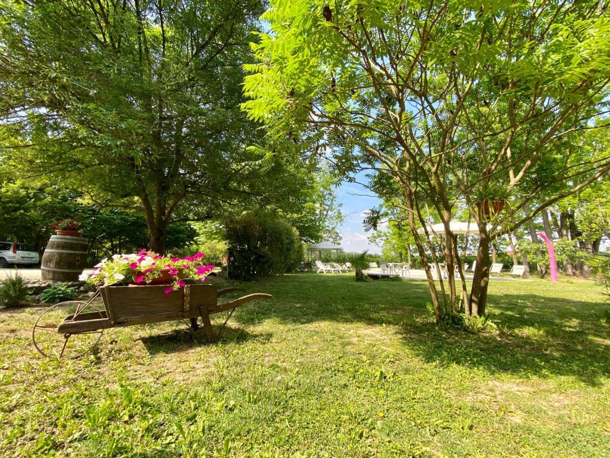Locanda Del Molino Vecchio Magliano Alfieri Esterno foto